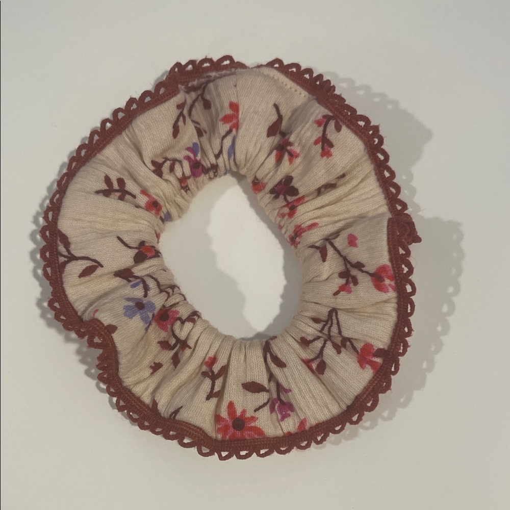 Beige Floral Scrunchie with Brown Scalloped Edge